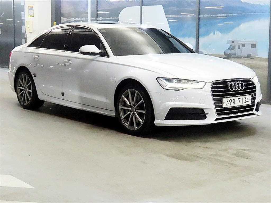 뉴A6 40 TFSI 프리미엄 2018년식