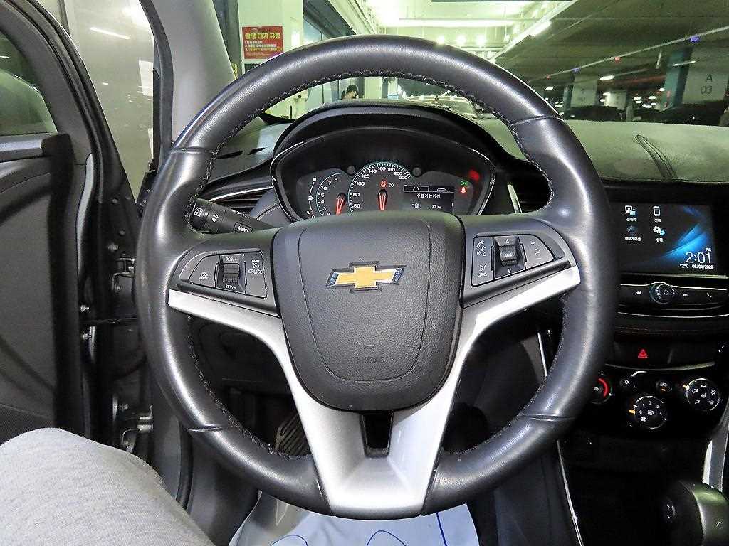 Chevrolet Trax Gasoline 1.4 Premier 9