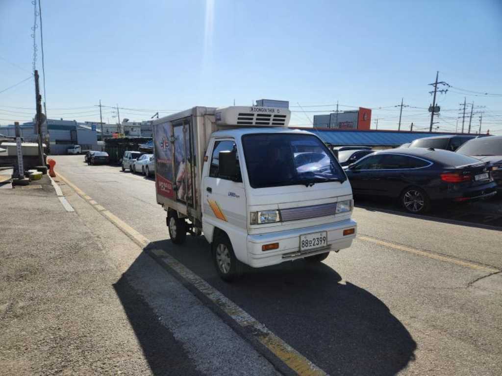 타타대우 라보 0.5톤 냉동탑 LPG - 중고 트럭 매물 이미지