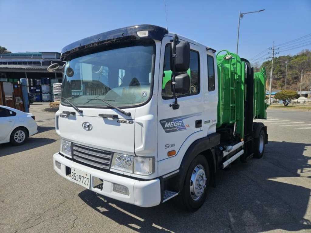 현대 음식물차 메가트럭 5톤 덤프식 배출 - 중고 트럭 매물 이미지