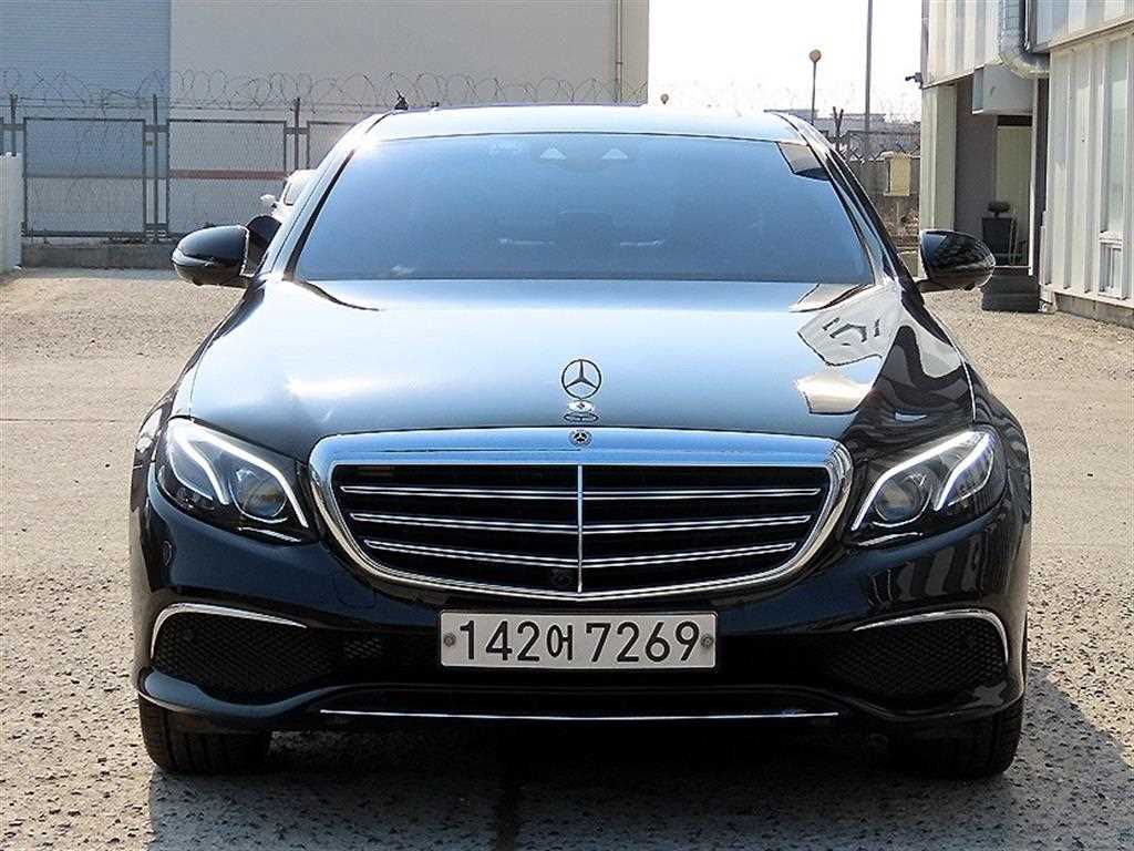 E-클래스 W213 E300 4MATIC 익스클루시브 2018년식