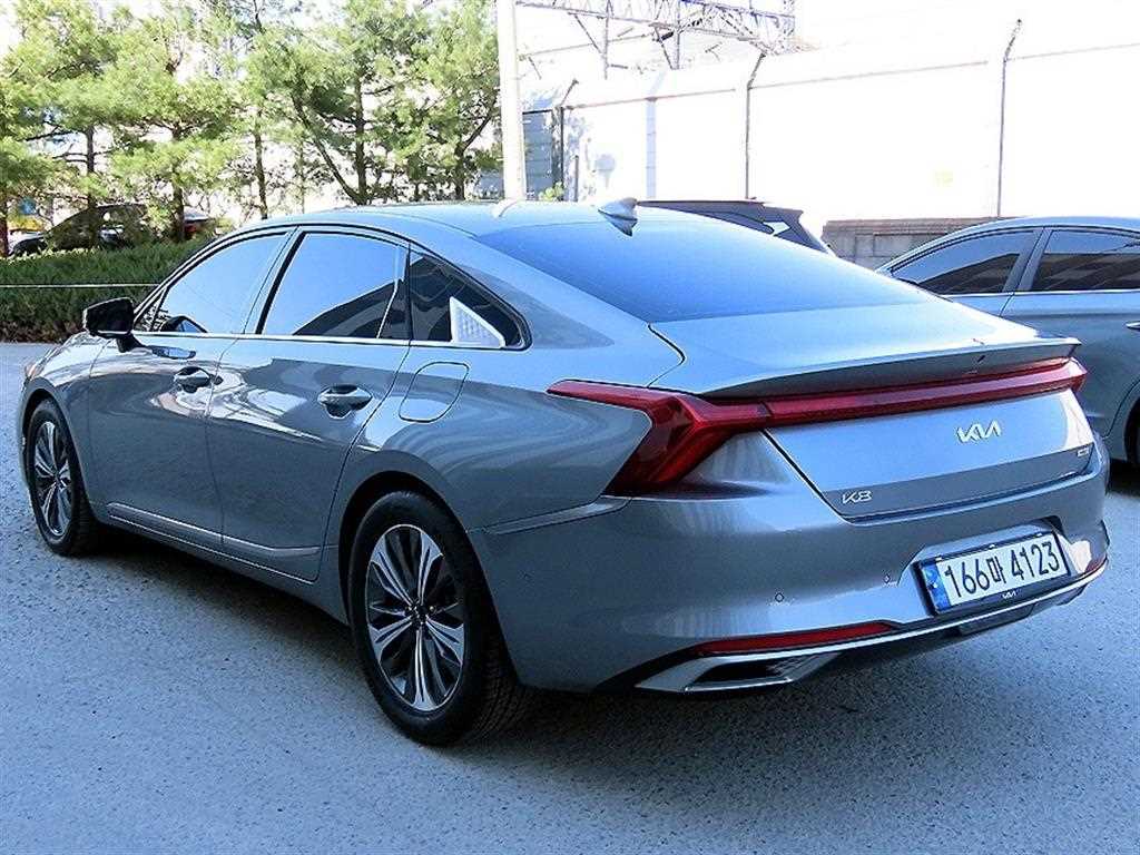 Kia K8 Signature — фото 3