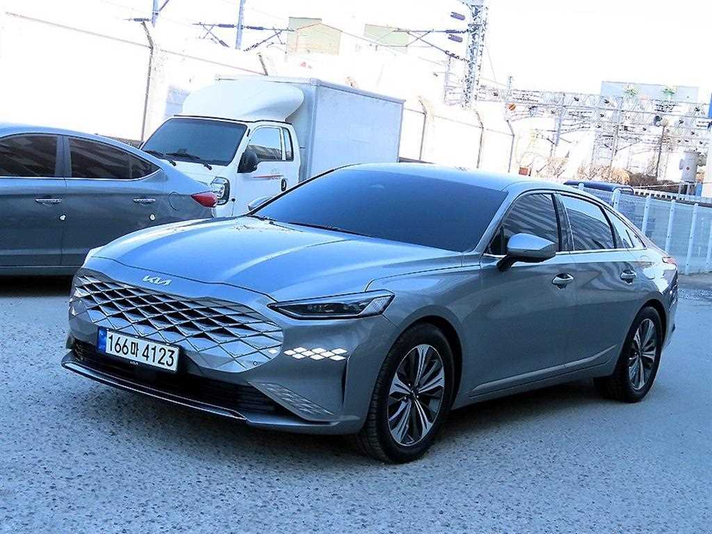 Kia K8 Signature — фото 2