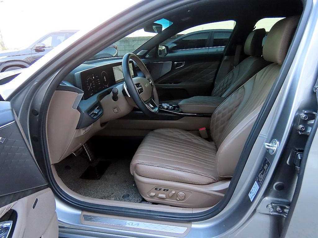 Kia K8 Signature — фото 5