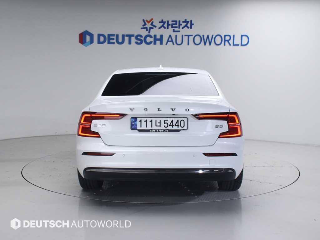 Volvo S60 B5 Ultimate Bright — фото 4