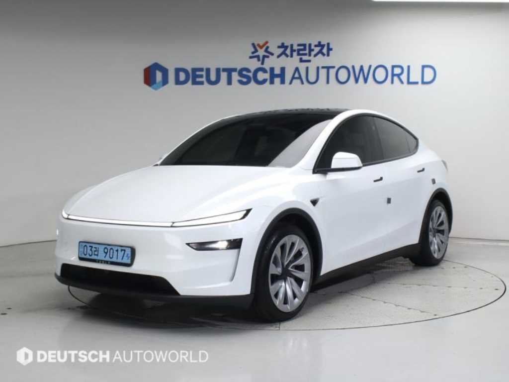 Tesla Model Y Long Range