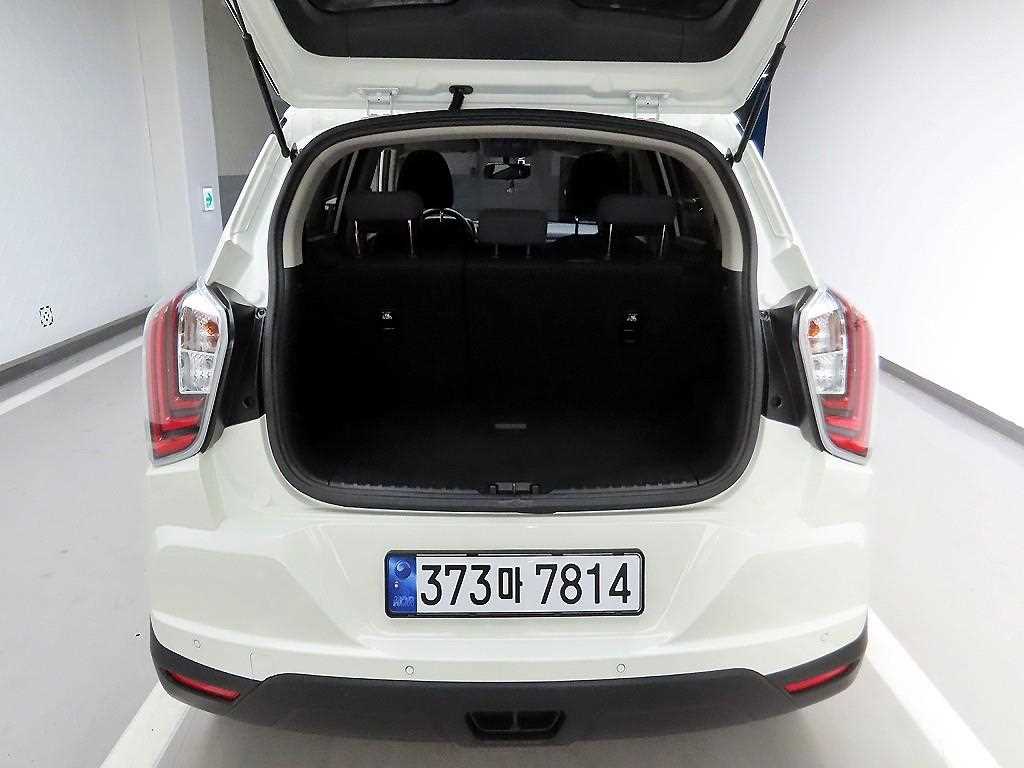 KG Mobility (Ssangyong) Tivoli 2WD Gasoline 1.5 V3 — фото 5