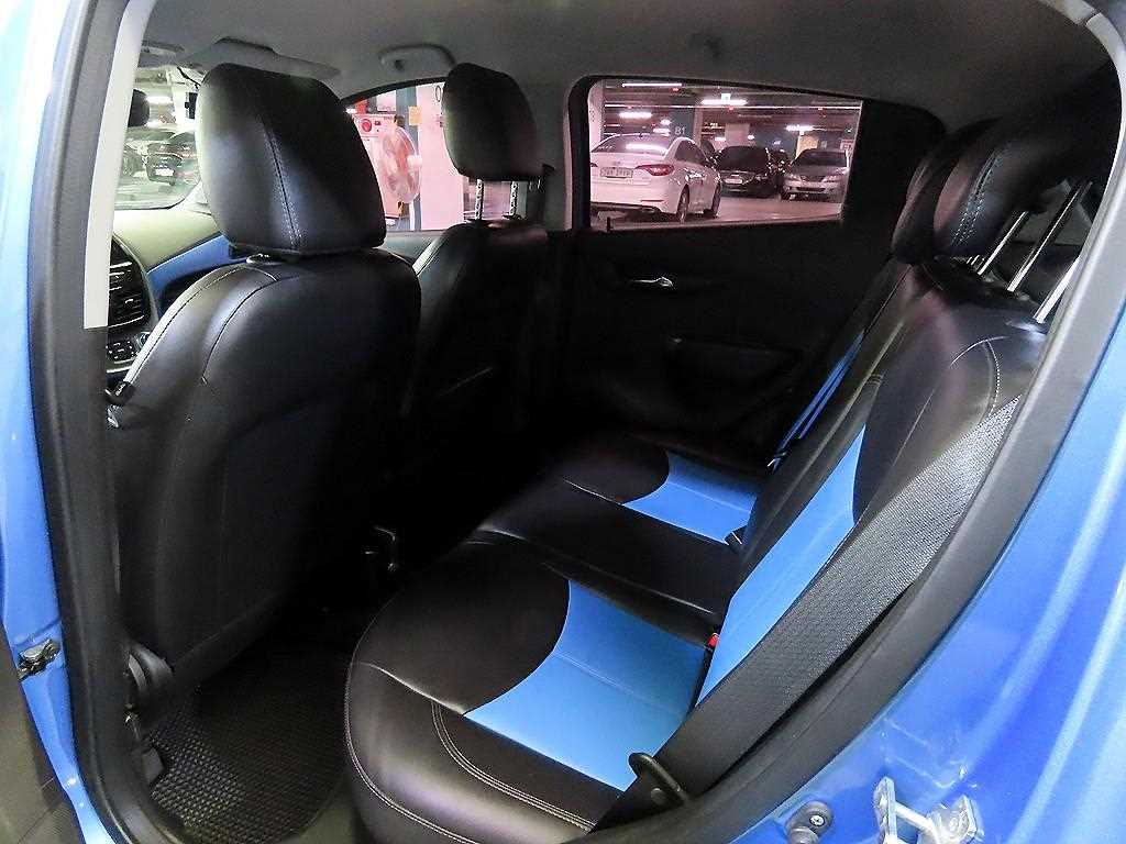 Chevrolet Spark LTZ C-TECH 8