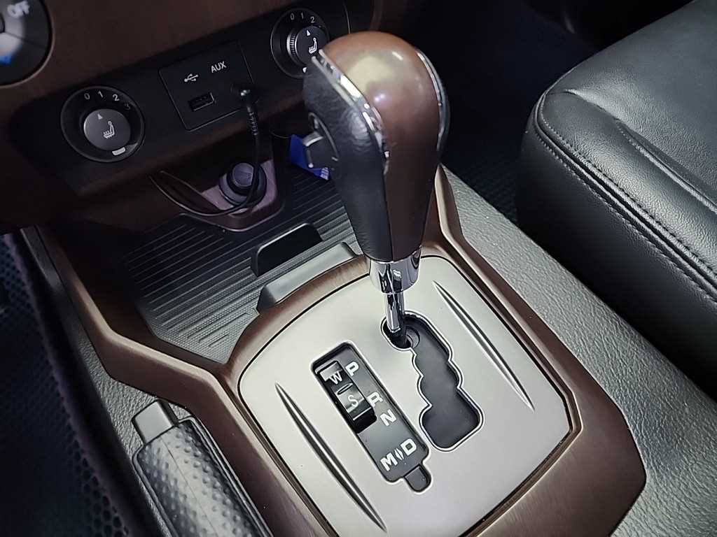 KG Mobility (Ssangyong) Rexton 2.0 2WD RX7 Luxury 9
