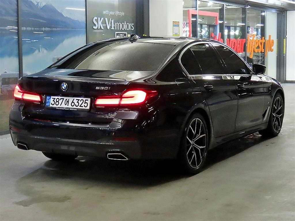 BMW 5 Series 530i M Sport — фото 4