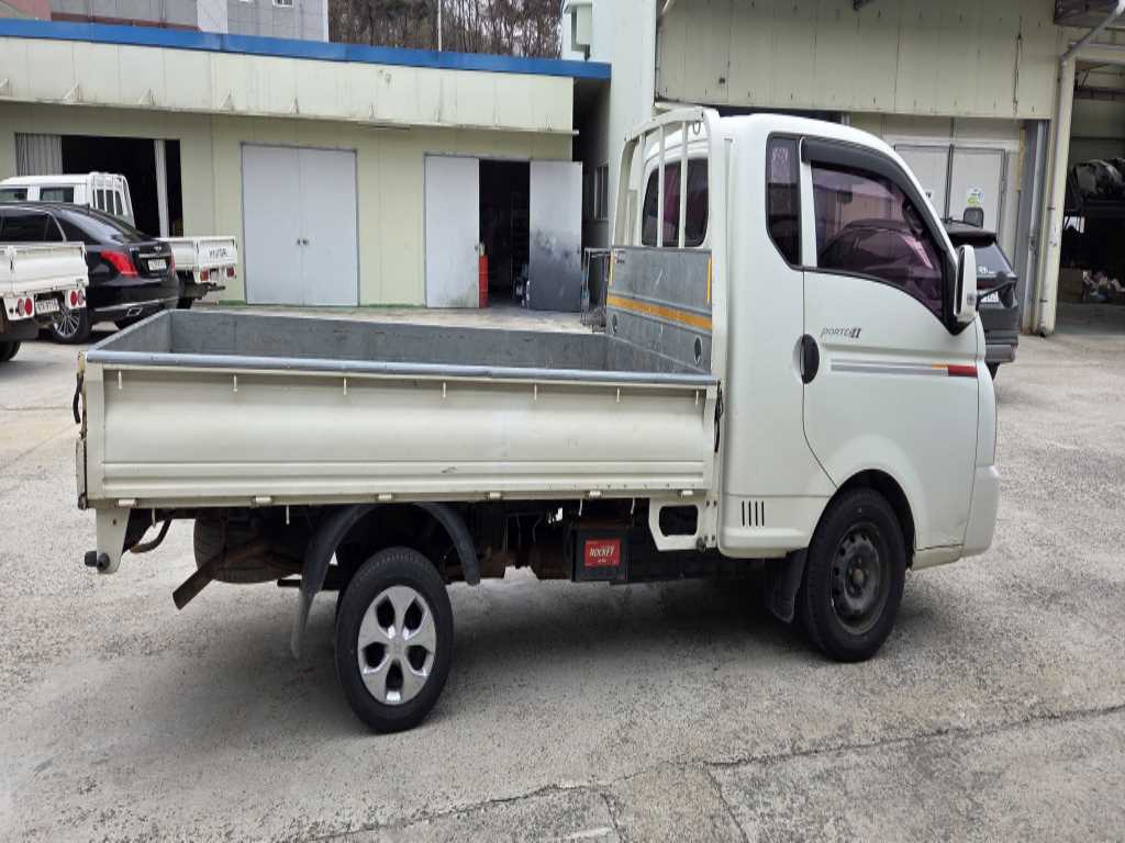 현대 포터2 1톤 카고 - 중고 트럭 매물 이미지