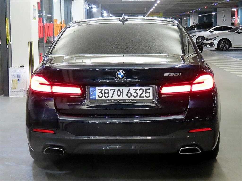 BMW 5 Series 530i M Sport — фото 5