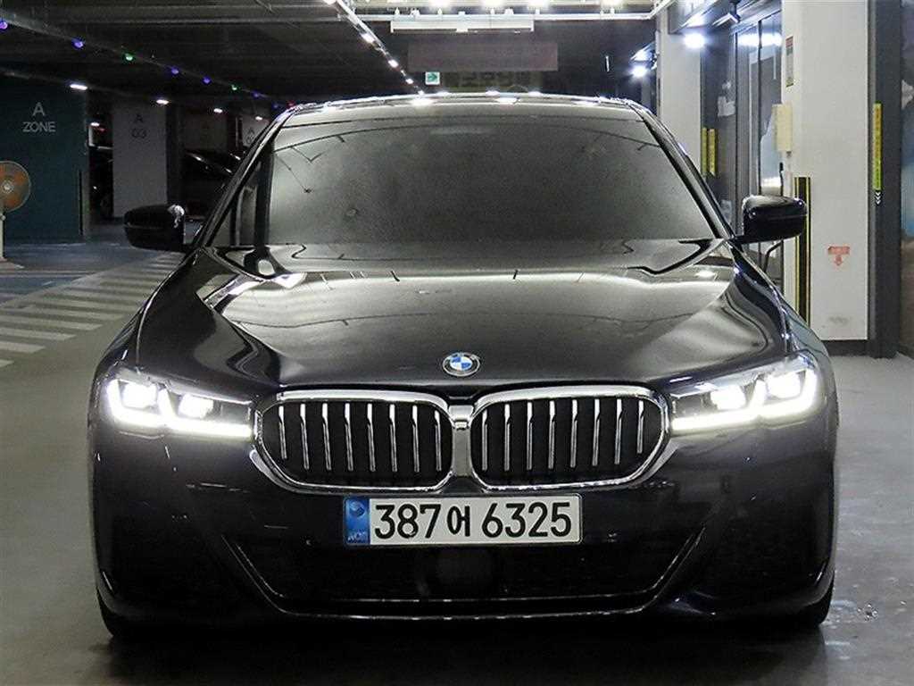 BMW 5 Series 530i M Sport — фото 2