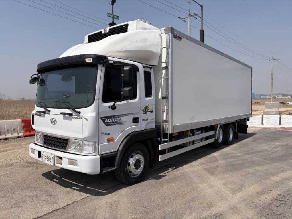 현대 메가트럭 냉동탑 8.5톤 수동 - 중고 트럭 매물 이미지