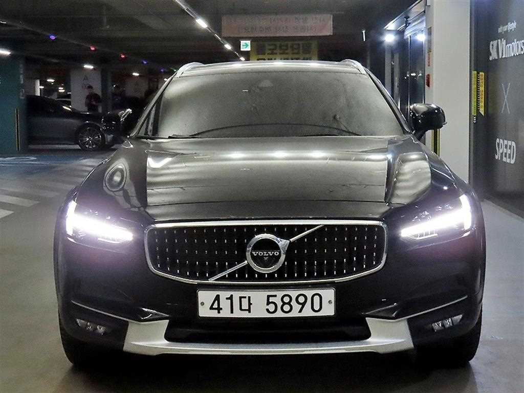 볼보 V90 T5 프로 AWD 사진