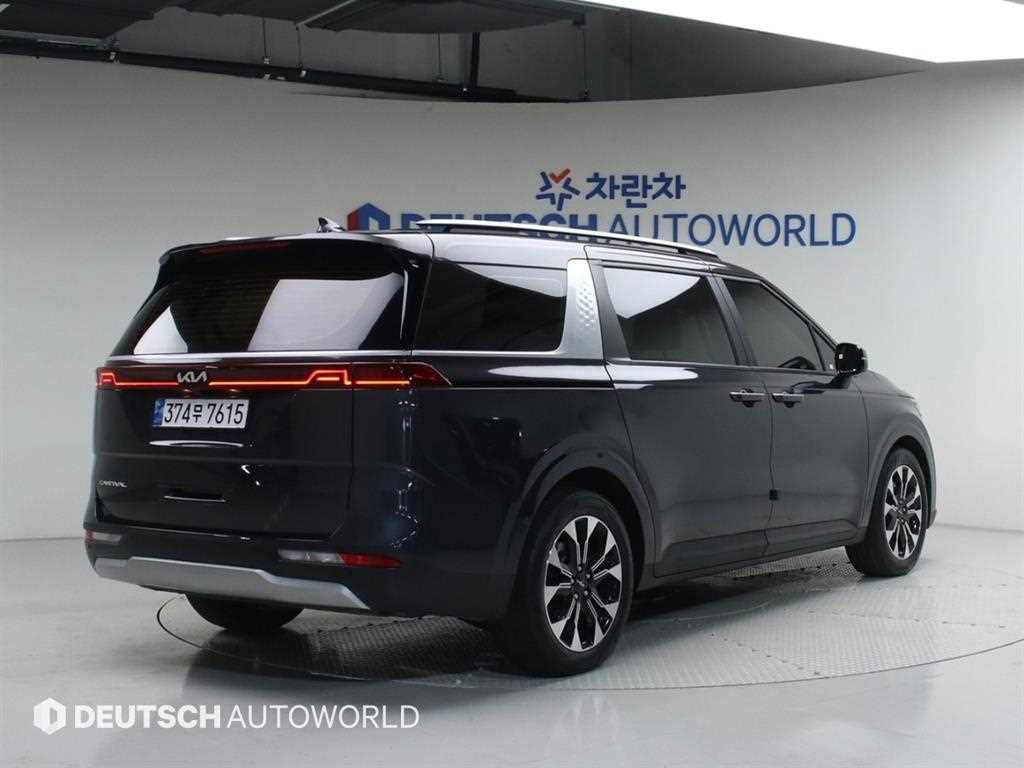 기아 카니발 디젤 9인승 프레스티지 사진 2/20