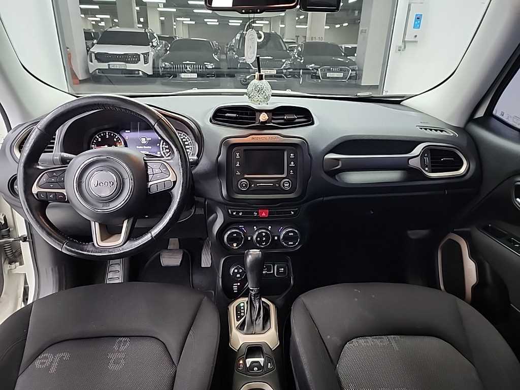 Jeep Renegade 2.0 Diesel Longitude AWD 8