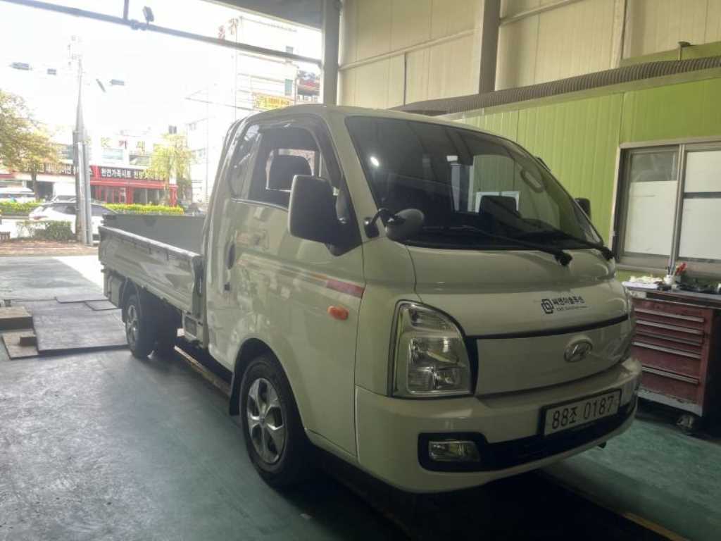 현대 포터2 1톤 카고 슈퍼캡 장축 - 중고 트럭 매물 이미지