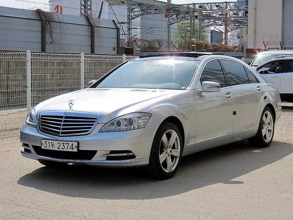 Mercedes-Benz S-Class S350L