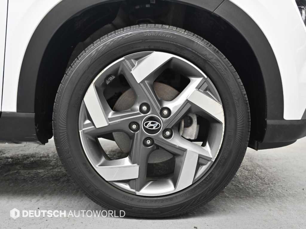 Hyundai Venue 1.6 Modern Plus 6