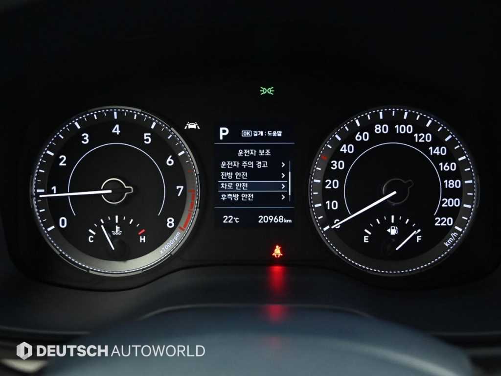Hyundai Venue 1.6 Modern Plus 9
