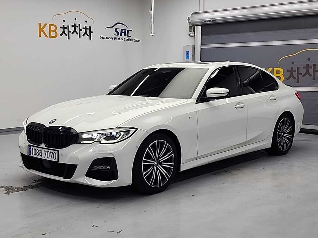BMW 3시리즈 320d M 스포츠 사진 2/19
