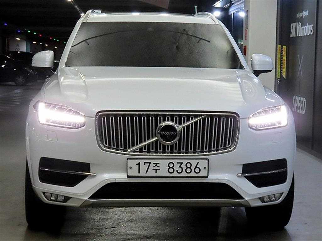 볼보 XC90 2.0 T6 AWD 인스크립션 사진 2/20