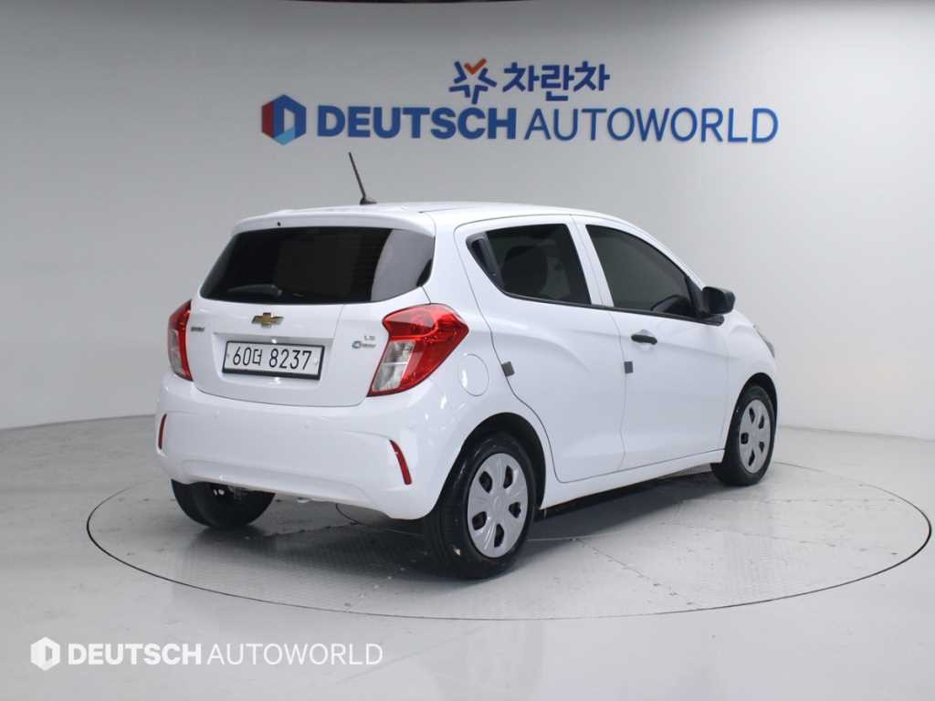 쉐보레 스파크 LS M/T 사진 2/20
