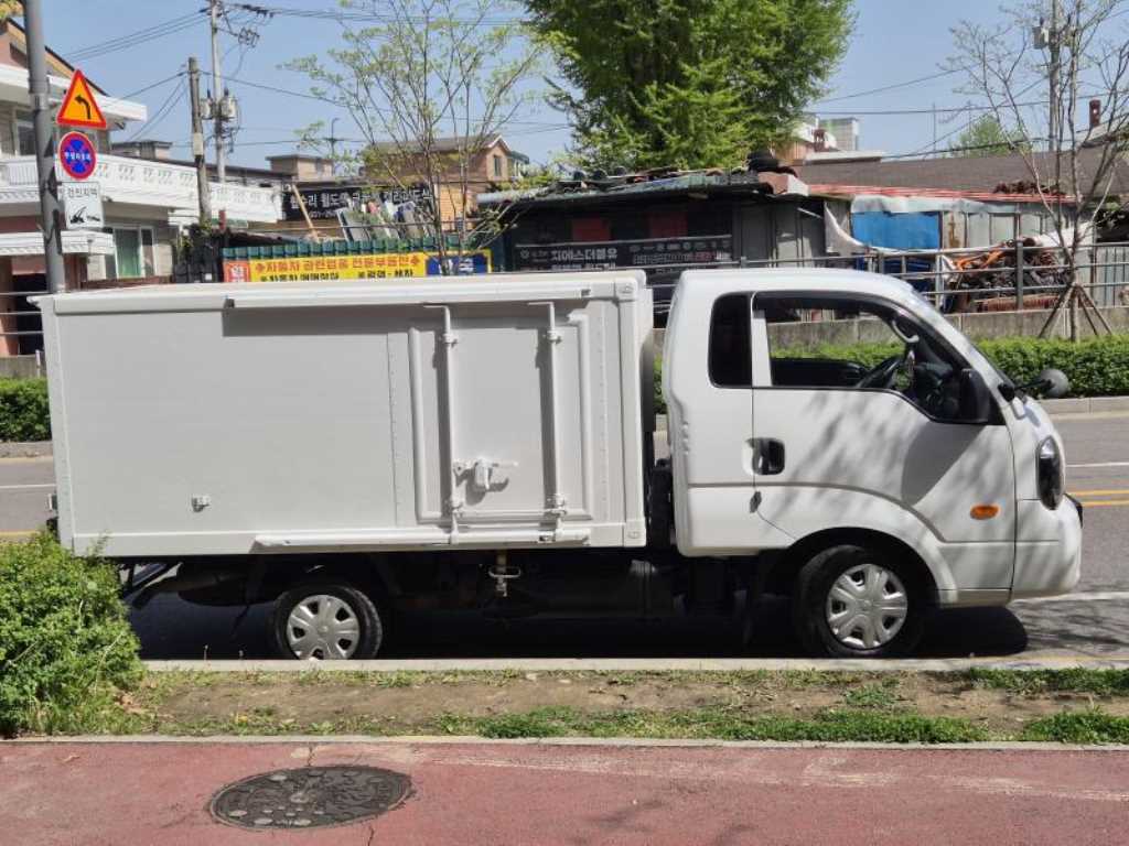 Hyundai Porter Super Cab/ Long Wheelbase CRDi 6