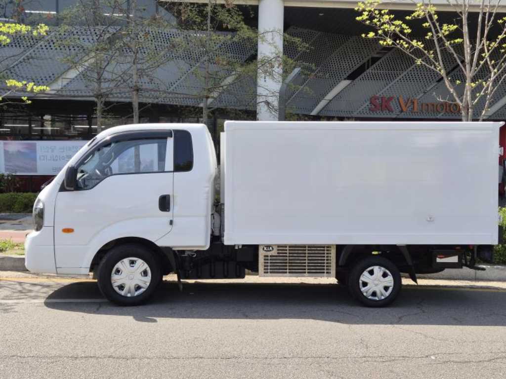 Hyundai Porter Super Cab/ Long Wheelbase CRDi 2