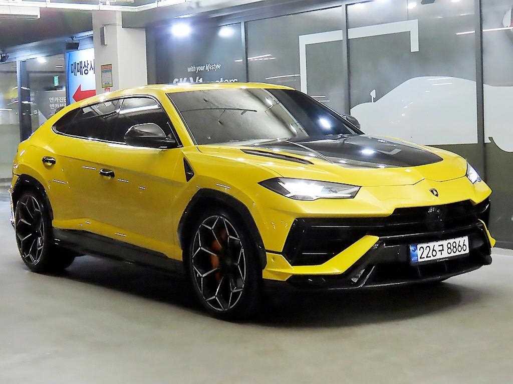 우루스 4.0 V8 퍼포만테 2024년식