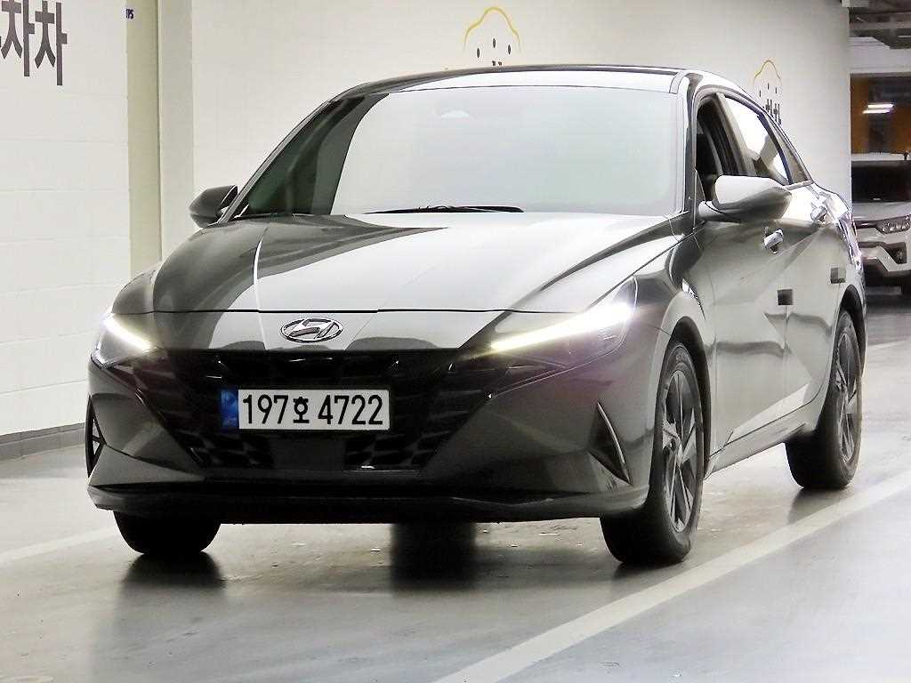 Hyundai Avante 1.6 Modern — фото 2