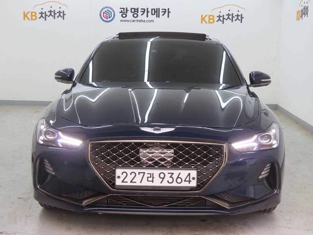Genesis G70 2.0T Sport Package