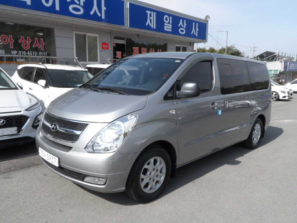 Hyundai Starex Wagon CVX Luxury 3
