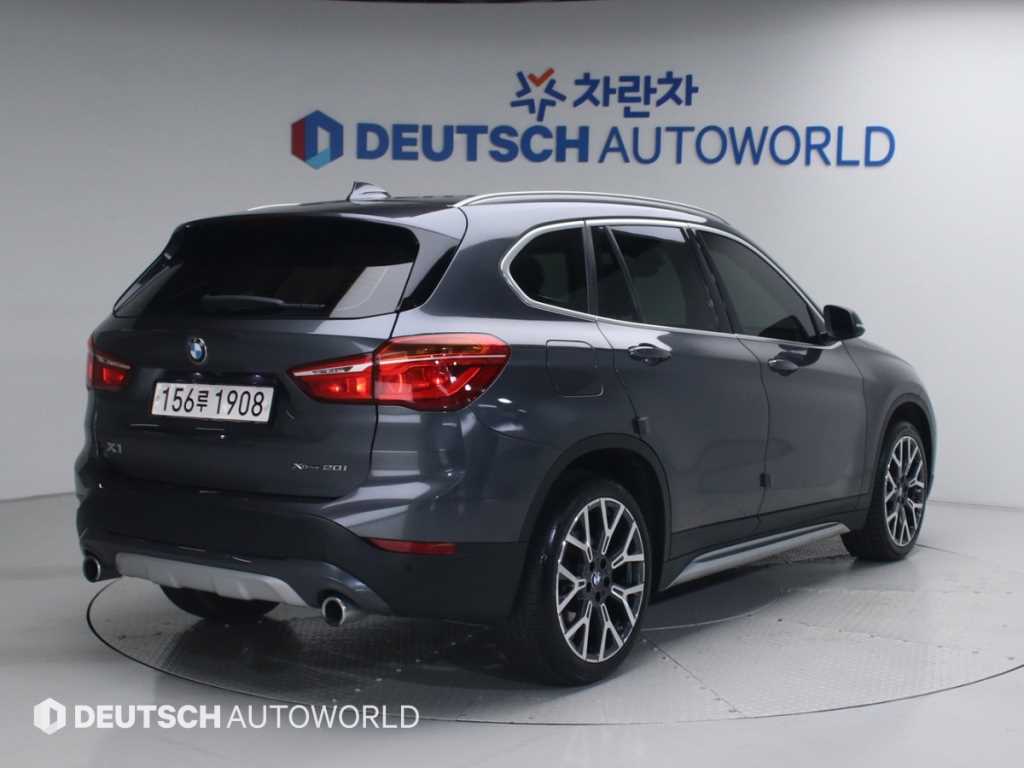 BMW X1 xDrive 20i M Sport 3