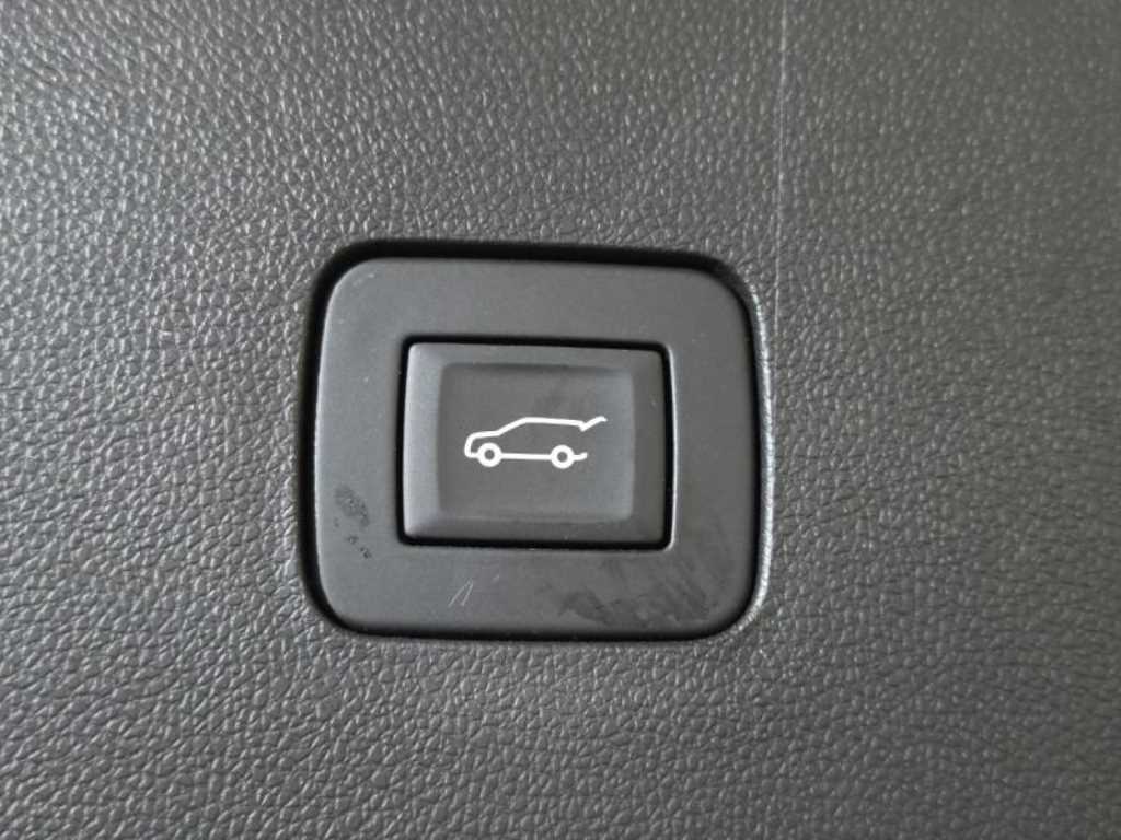 Chevrolet Trax 1.2 Turbo Active 8