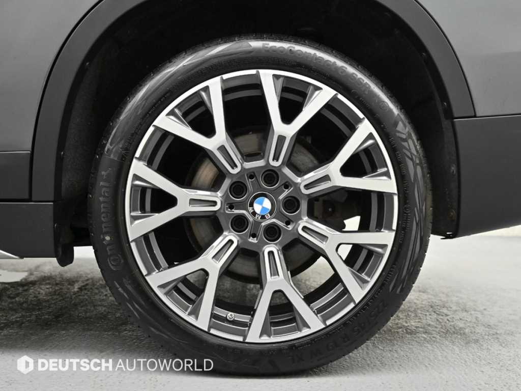 BMW X1 xDrive 20i M Sport 6