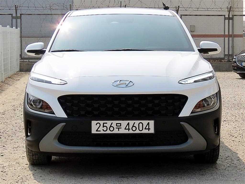 현대 코나 가솔린 2.0 2WD 스마트 사진 2/17