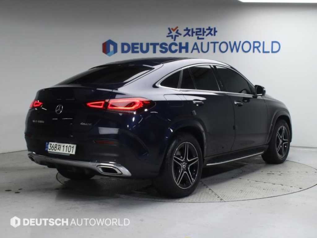 벤츠 GLE 클래스 GLE 400d 4MATIC 쿠페 사진 2/20