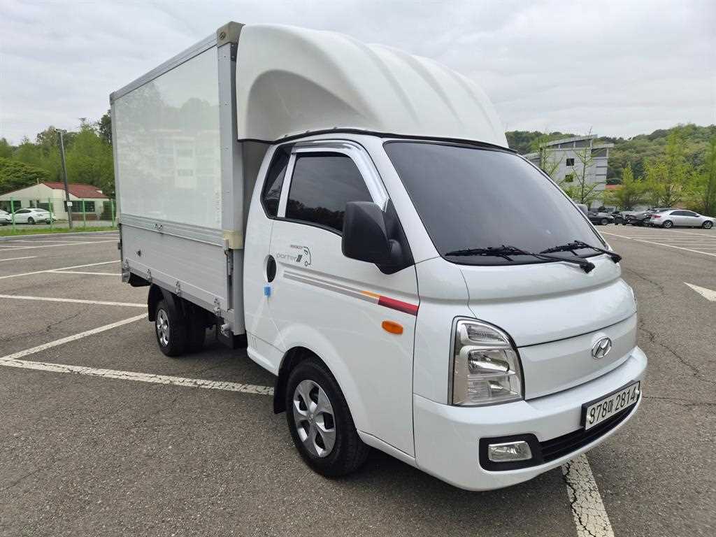 현대 포터2 1톤 윙바디 - 중고 트럭 매물 이미지