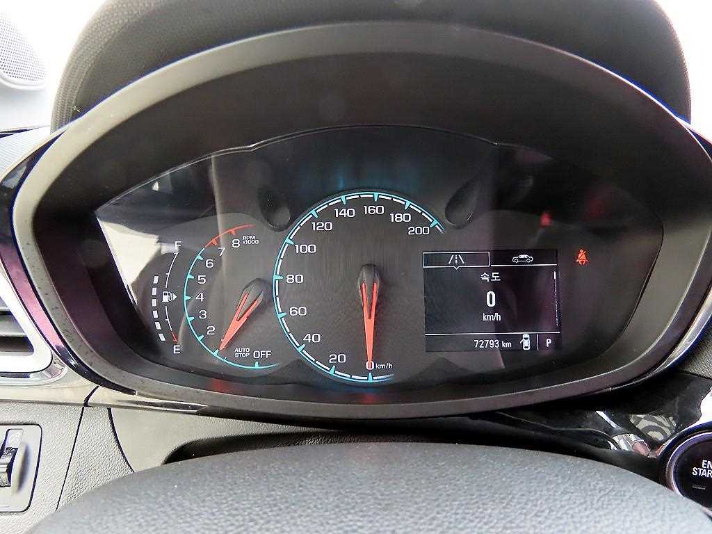 Chevrolet Spark Premier 10