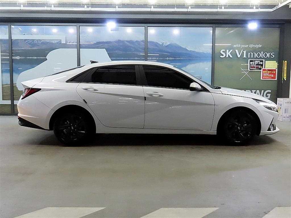 Hyundai Avante 1.6 Inspiration — фото 3