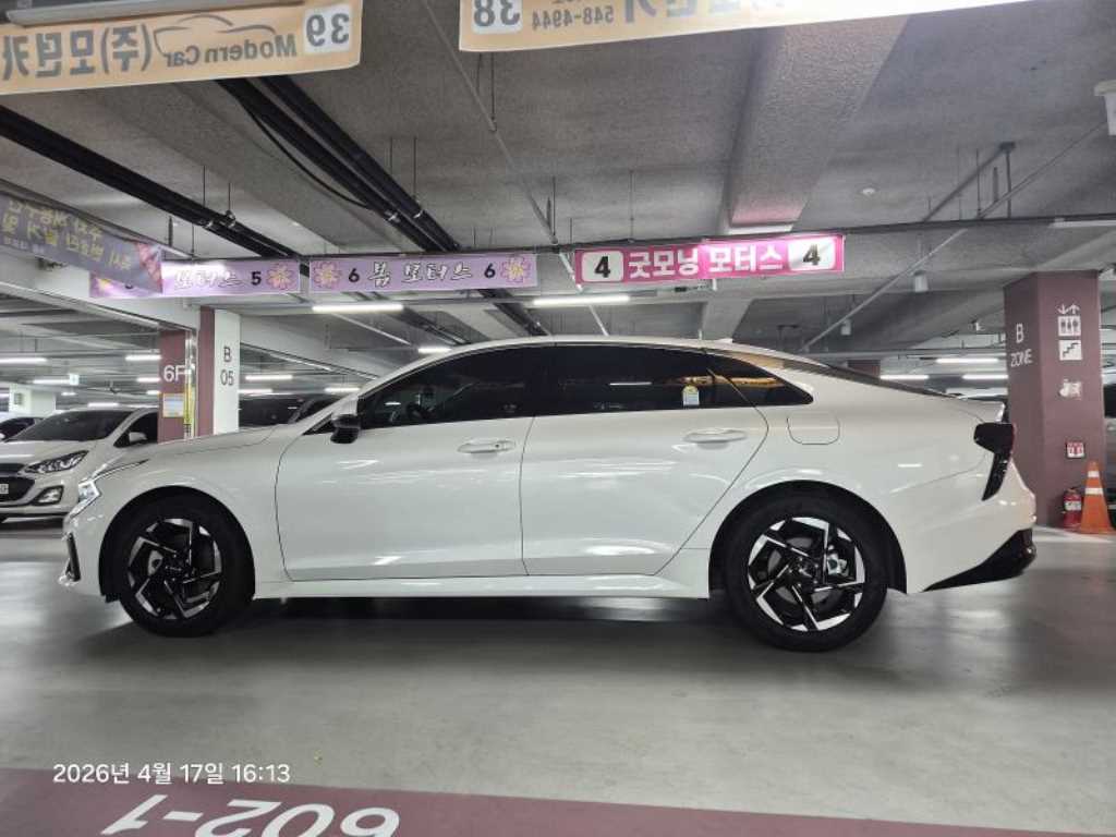 Kia K5 2.0 Prestige — фото 4