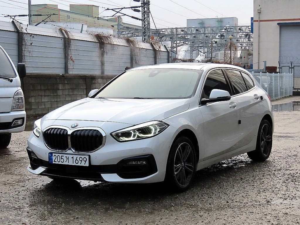 BMW 1시리즈 120i 스포츠 사진 2/20