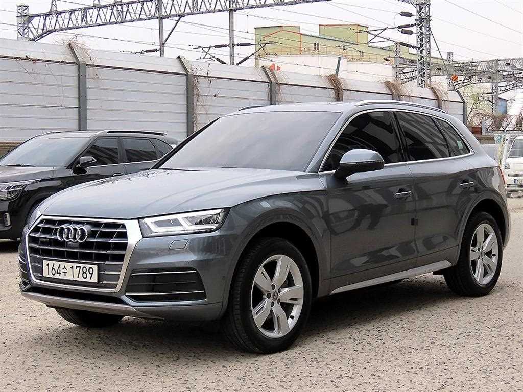 Q5 (FY) 40 TDI 콰트로 프리미엄 2020년식