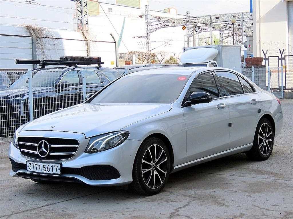 벤츠 E 클래스 E250 아방가르드 사진 2/20