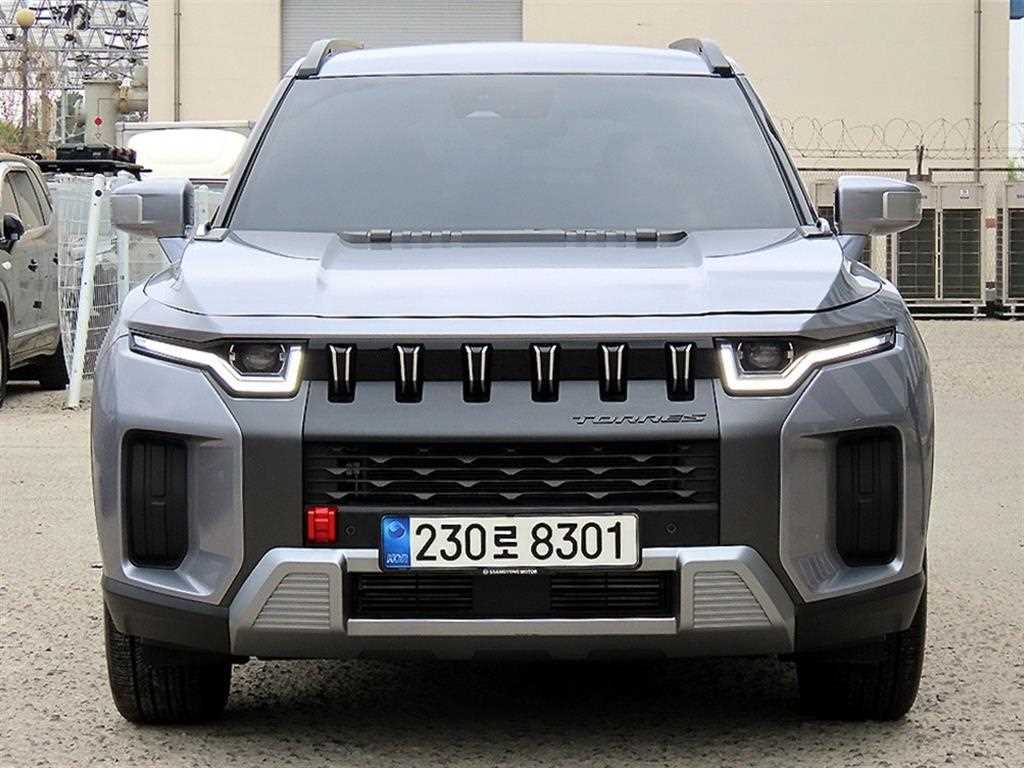 KGM 토레스 1.5 GDI-T 2WD T5 사진 2/20