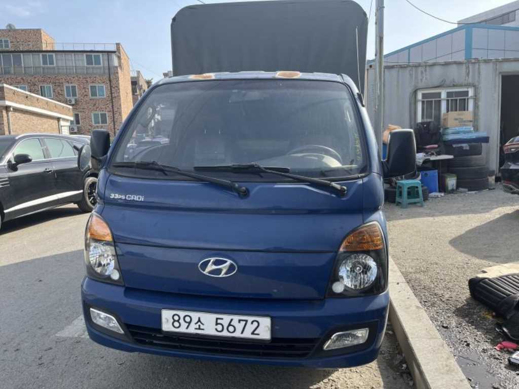 Hyundai Porter 1.0 Ton/ Standard Cab/ Long Wheelbase/ CRDi Super