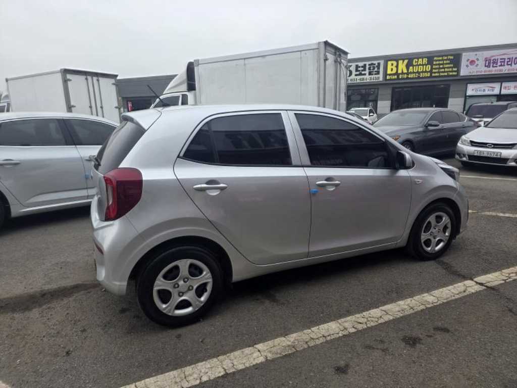 Kia Morning Standard 5