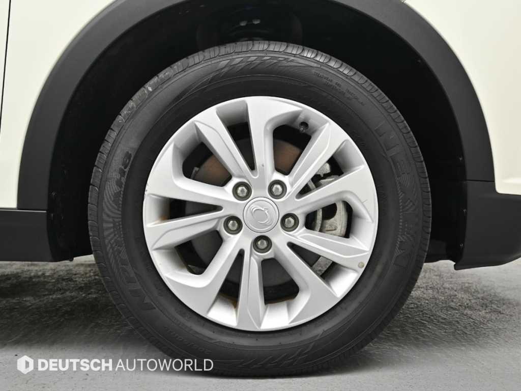 KG Mobility (Ssangyong) Tivoli 2WD Gasoline 1.5 V3 6